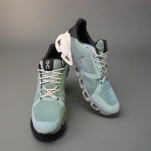 On Running Cloudflyer Waterproof in the "Grey/Green" colorway.  Sz.12 / Men